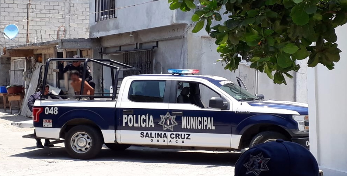  Detienen a hombre acusado de violación y robo en Salina Cruz