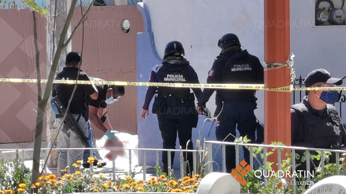 Causa cabeza de cerdo movilización de policías en Oaxaca