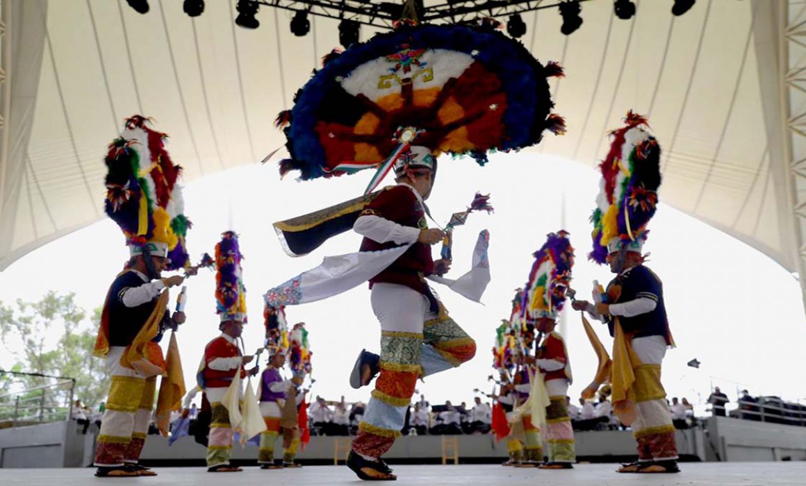 Vibró El Auditorio Guelaguetza Con El Primer Lunes Del Cerro