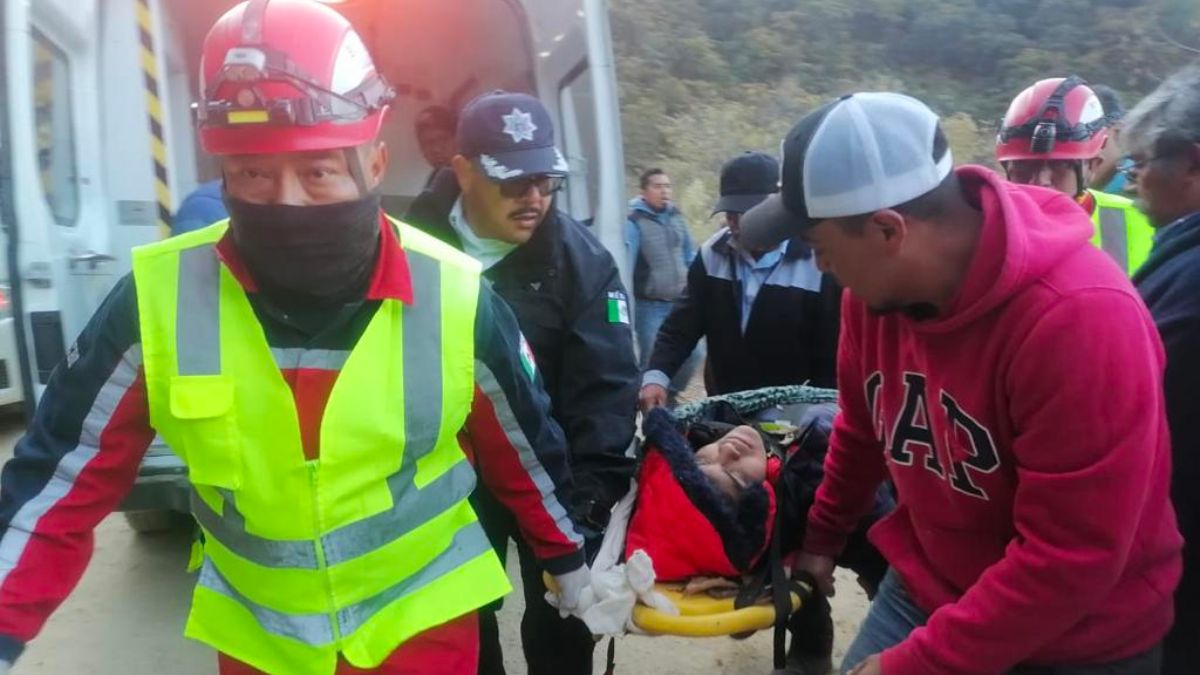 Sube a 3 muertos y 11 heridos saldo preliminar de volcadura en Etla ...