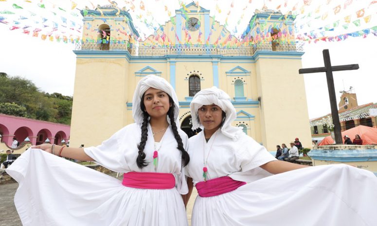 Celebra Ixtlán de Juárez la Guelaguetza Ixtleca 2025 este 19 de julio