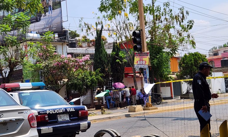 Bloquean vecinos por falta de agua en Fovissste, Infonavit y Damnie