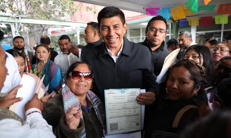 Abre Salomón Jara oficina de enlace para migrantes oaxaqueños en Tijuana