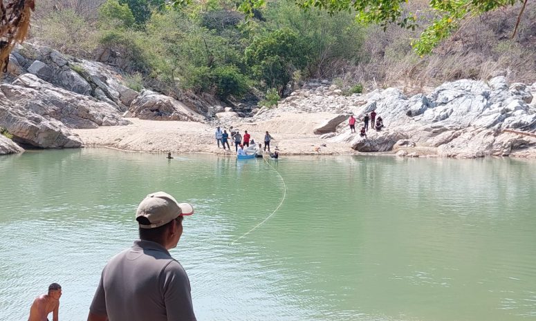 Localizan sin vida a joven arrastrado por corriente del río Verde