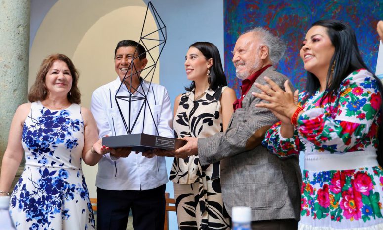 Reciben en el Hotel Azul a líderes turísticos de México