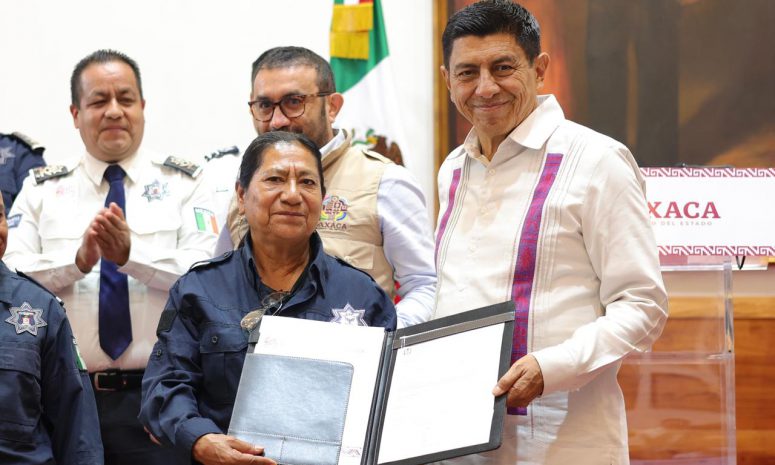 Mejora Gobierno de Oaxaca salarios y pensiones para cuerpos de seguridad