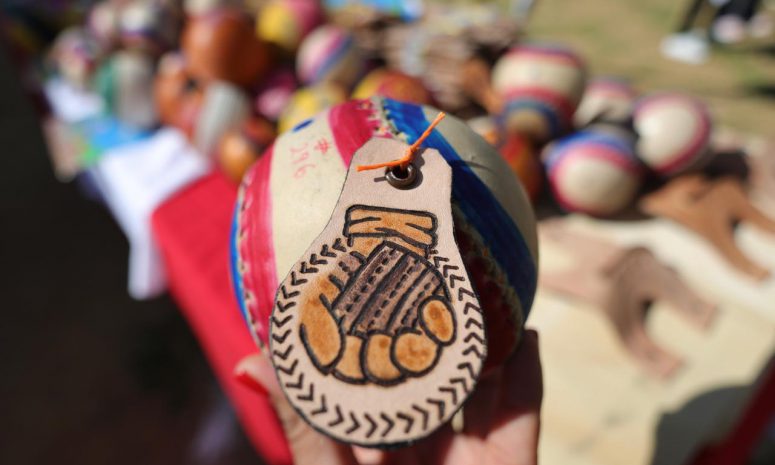 Inaugura gobernador de Oaxaca torneo internacional de Pelota Mixteca