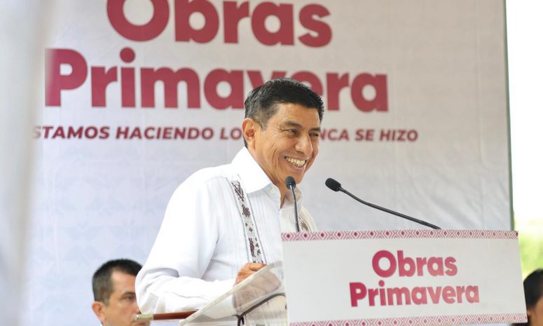 Invierte Salomón Jara más de 2 mdp en carretera a Suchilquitongo