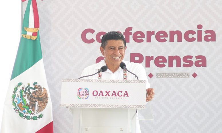 Anuncia Salomón Jara mejoras en la conectividad a la Cuenca