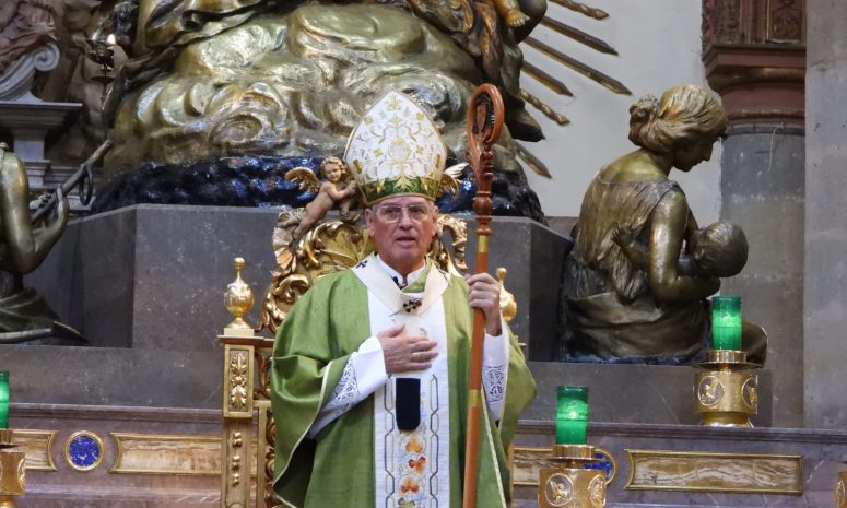Llama arzobispo Pedro Vázquez a transformar la fe en acciones cotidianas
