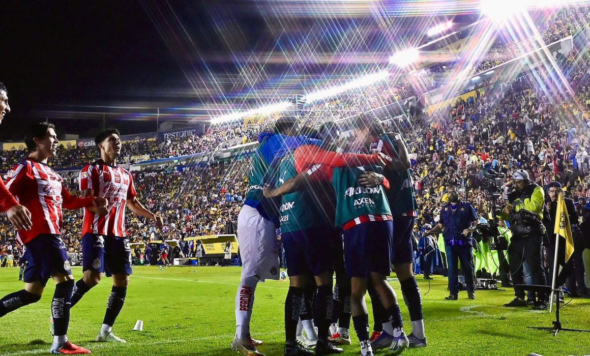 Chivas, por un triunfo ante Tigres para meterse en la pelea - Quadratín