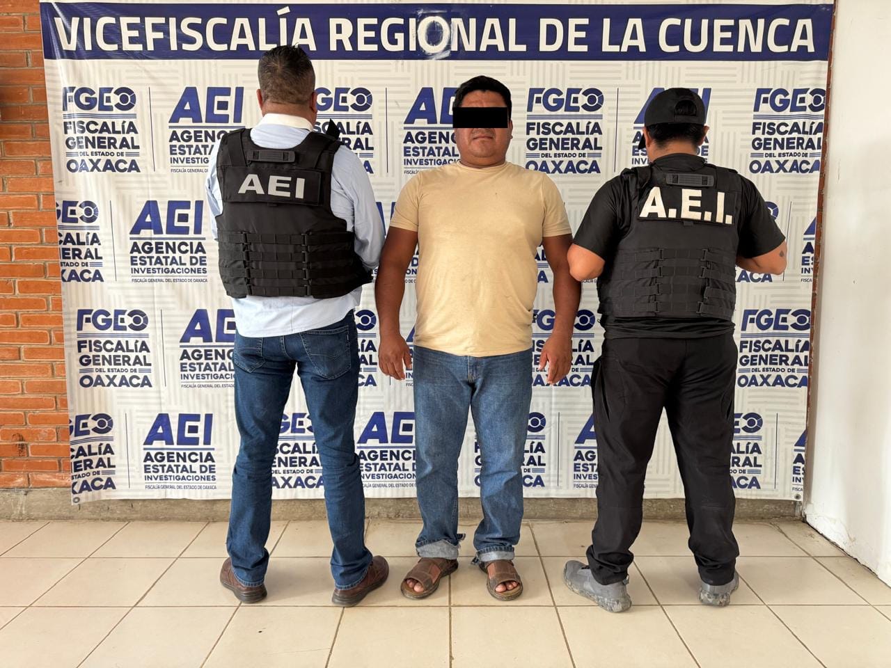 Detiene Fiscalía de Oaxaca a expolicía por triple homicidio en la ...