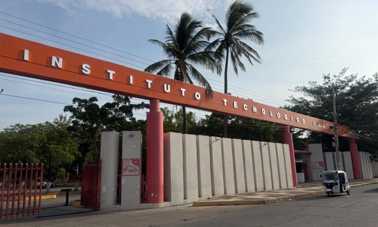 Suspenden clases en planteles de Juchitán tras jornada de tensión