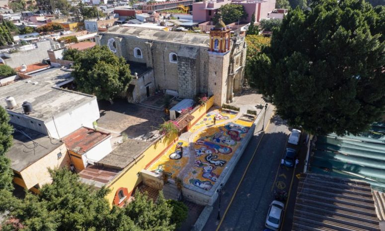 Preparan tapete de arena de 250 metros cuadrados en Jalatlaco