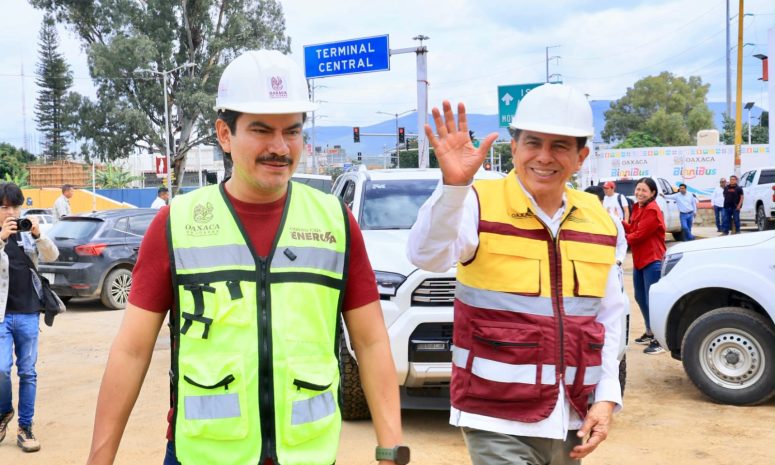 Supervisan Jara y Chagoya rehabilitación del Parque del Amor