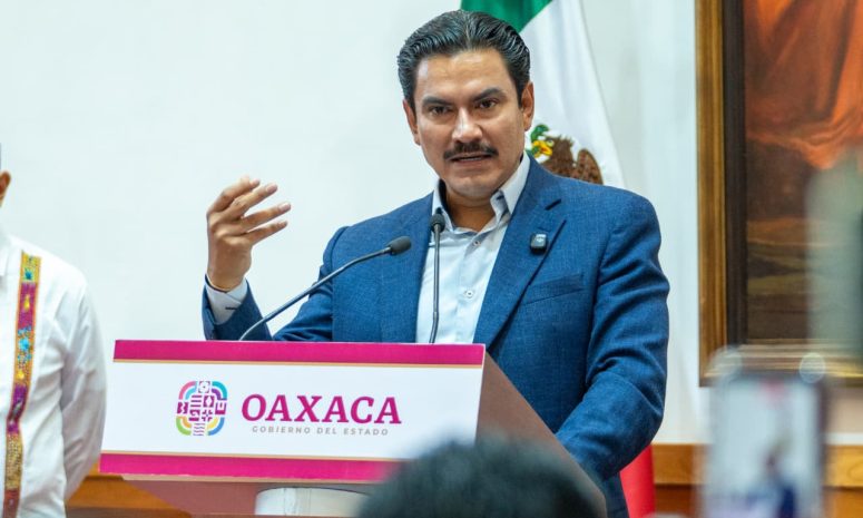 Avanza 17.86% construcción del Paso a Desnivel en Oaxaca